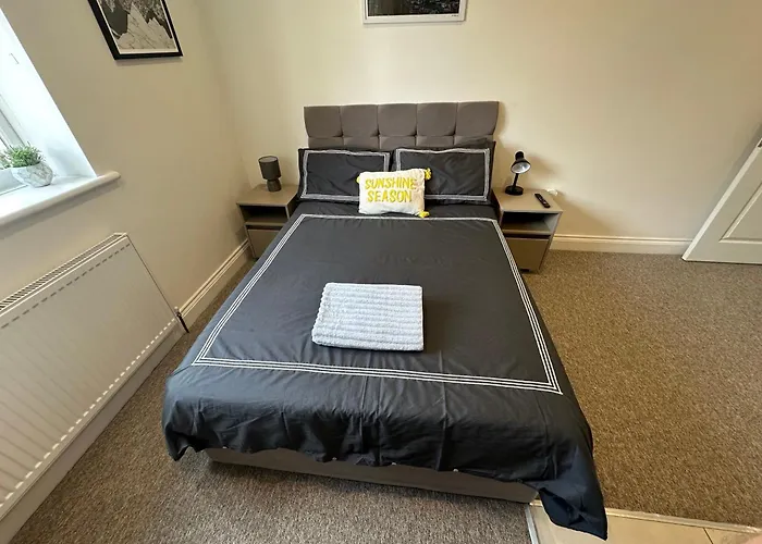 Bright Modern, Private Apartment,15 Mins To Central London