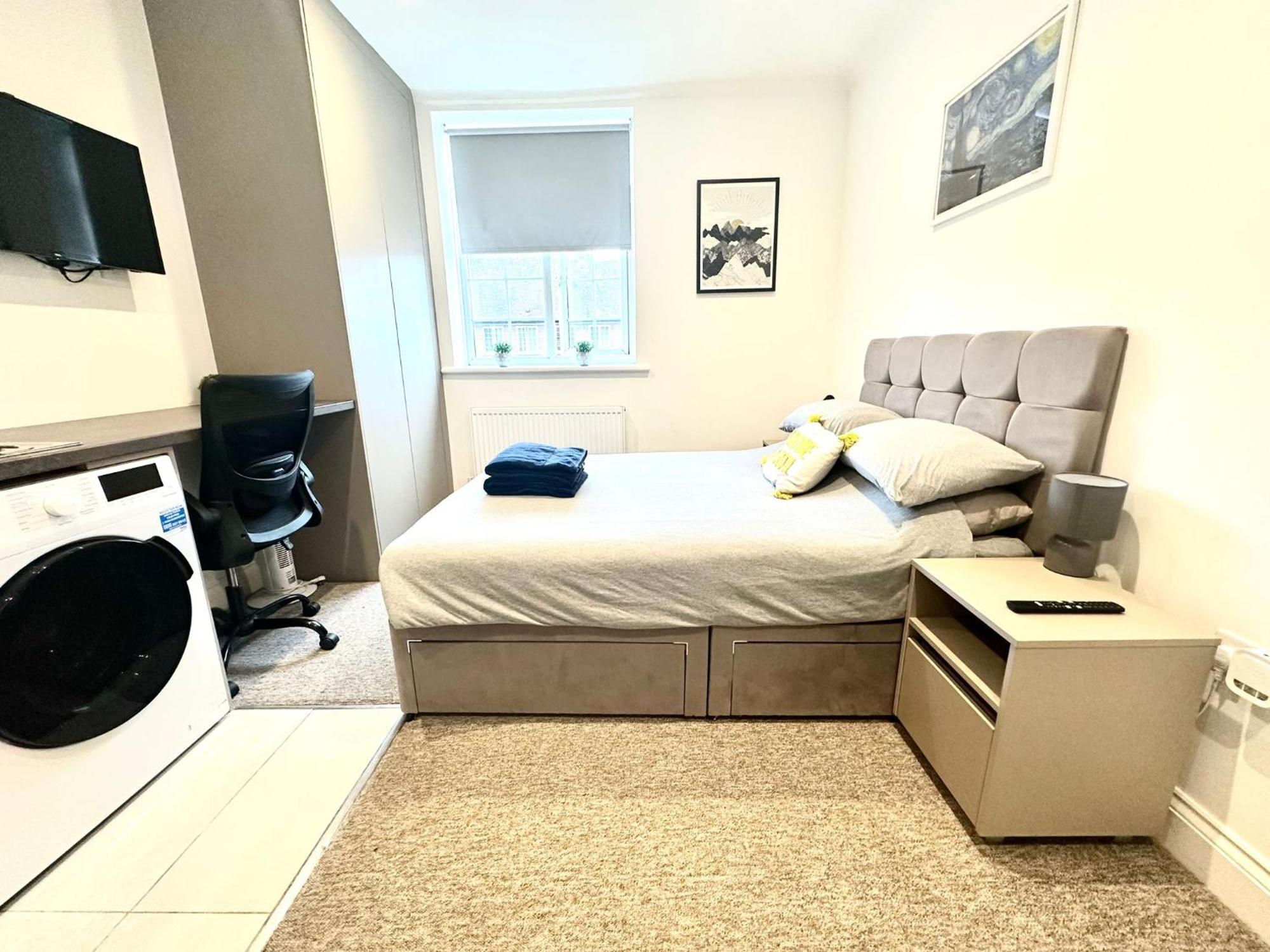 Bright Modern, Private Apartment,15 Mins To London Hendon