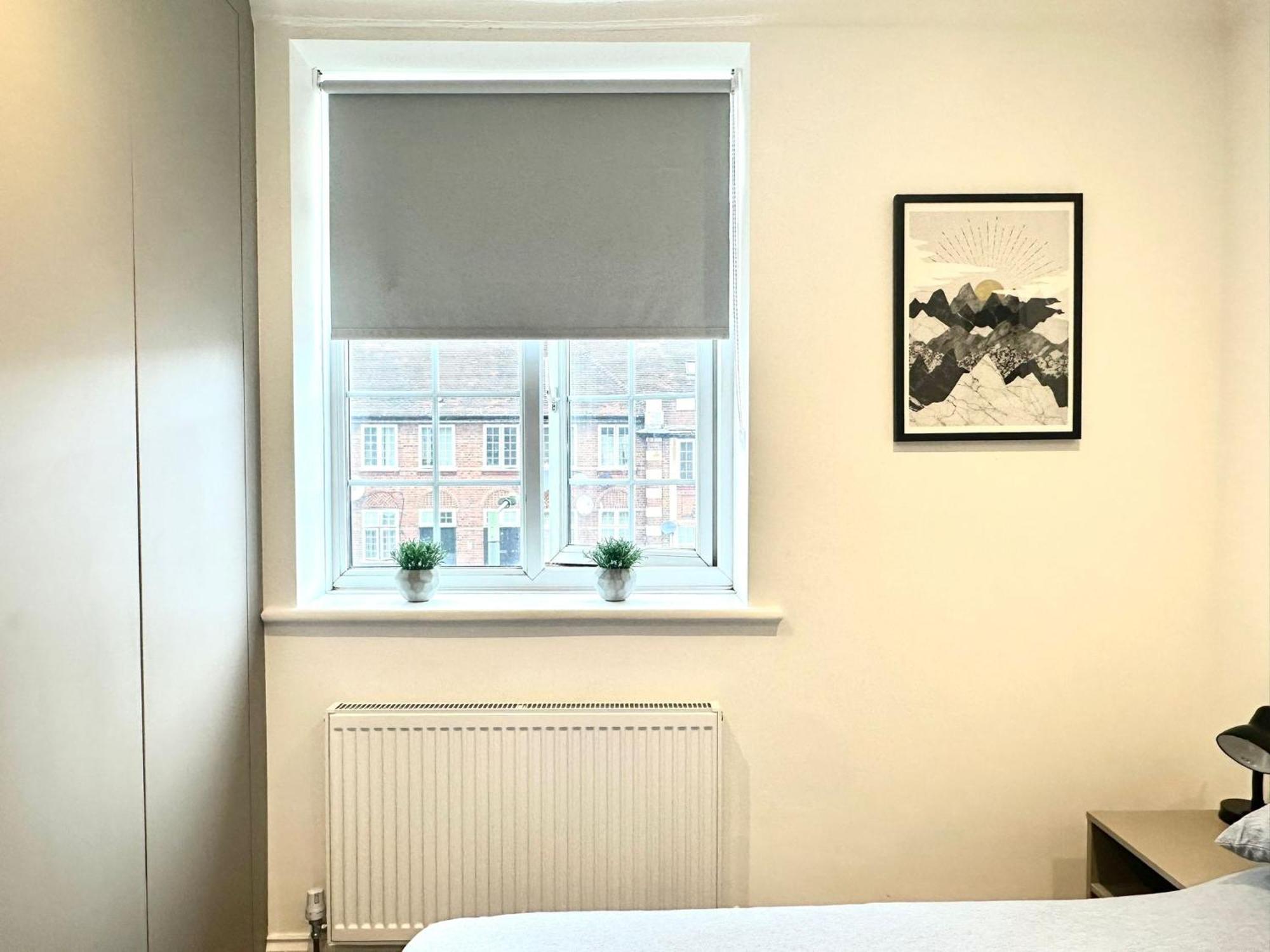 Bright Modern, Private Apartment,15 Mins To London Apartment Hendon