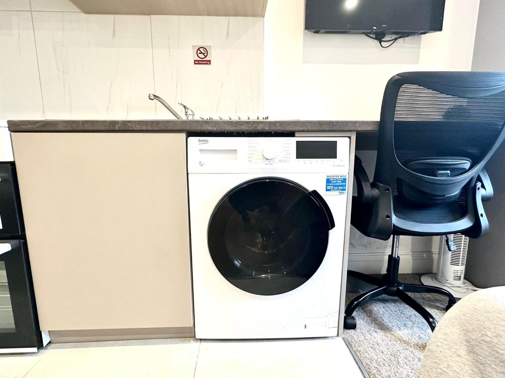 Bright Modern, Private Apartment,15 Mins To London Hendon